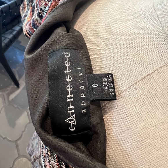 Flattering colorul layered fitting dress - Picture 6 of 7